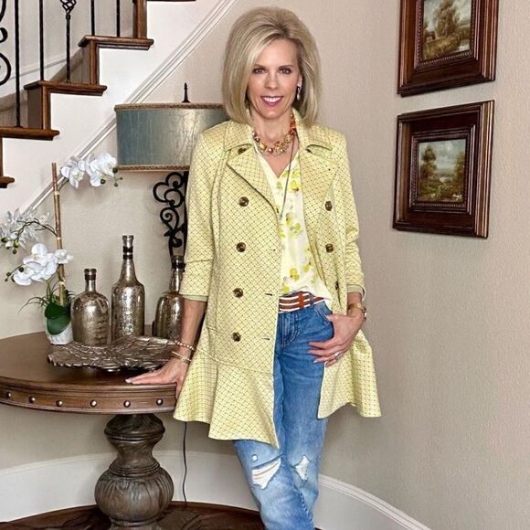 Cabi Hobnob Yellow (Daffodil) Topper/Coat/Jacket/Dress #6249 NWOT size Small. - Picture 6 of 11